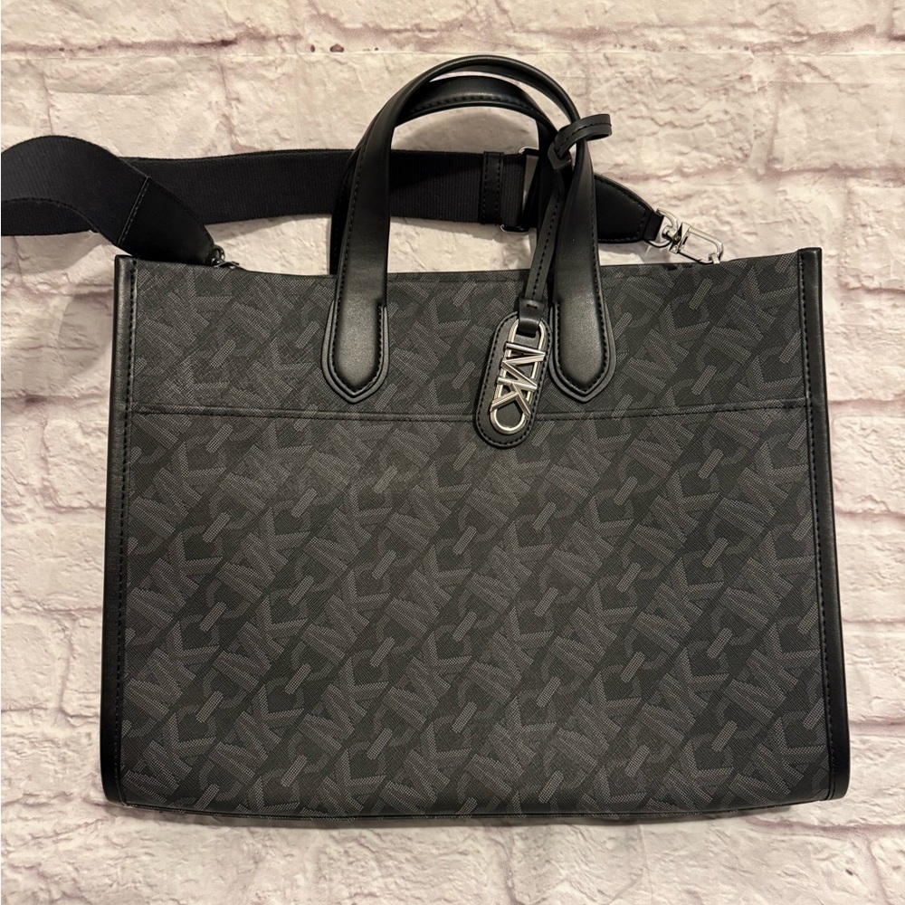 Michael Kors Gigi Large Empire Signature Logo Tote Bag. 15.5” by 11.75” by 5.25”